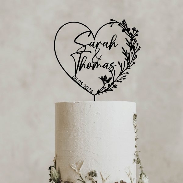 Heart Wreath Wedding Cake Topper, Custom Name Cake Topper