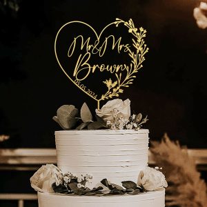 Heart Wreath Wedding Cake Topper, Custom Name Cake Topper